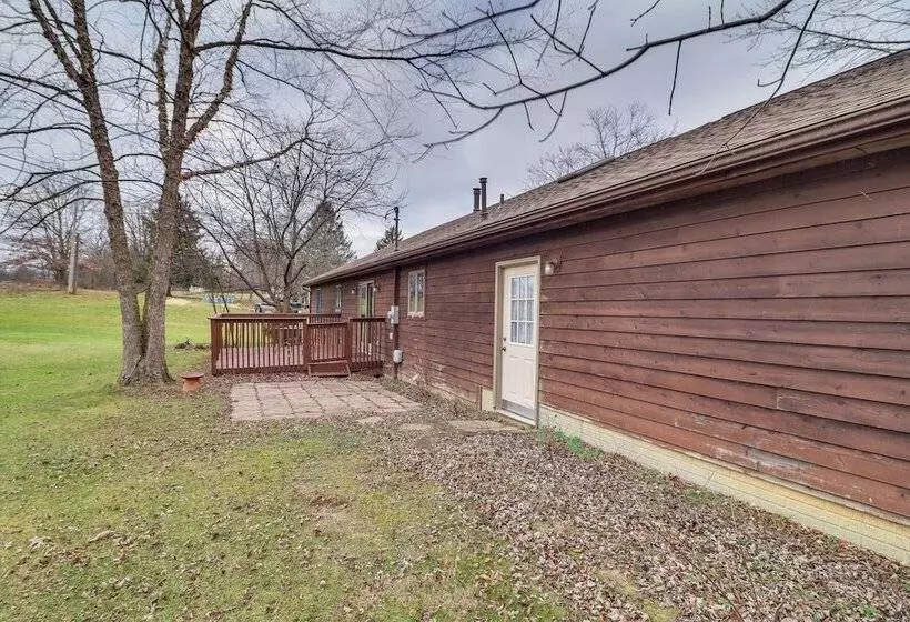 Charming Newark Home < 10 Mi To Buckeye Lake