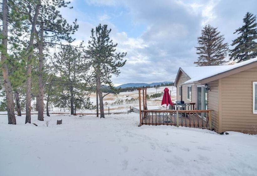 6 Mi To Staunton State Park: Conifer Home W/ Deck