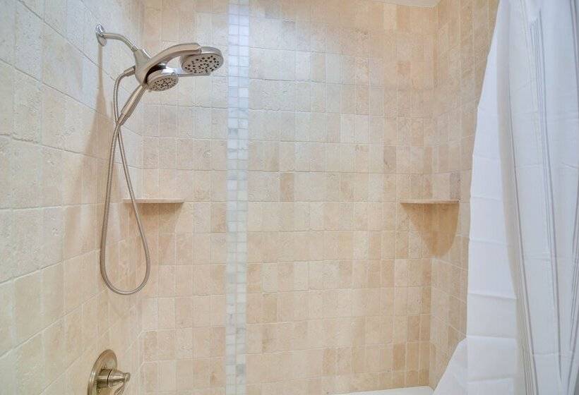 6 Mi To Staunton State Park: Conifer Home W/ Deck