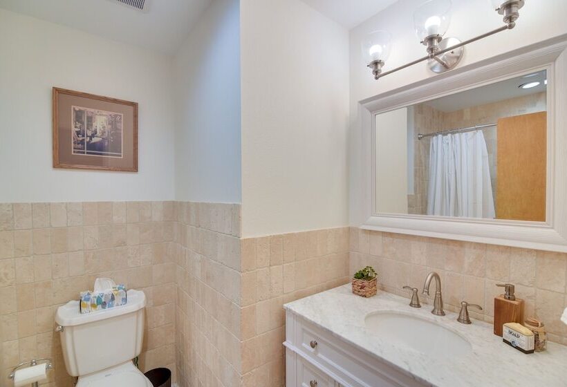 6 Mi To Staunton State Park: Conifer Home W/ Deck