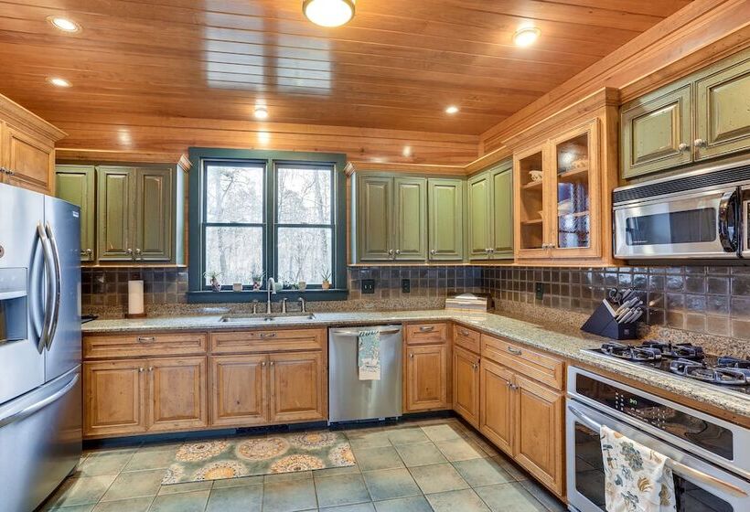 Lakefront Custom Built Mentone Home: Game Room!