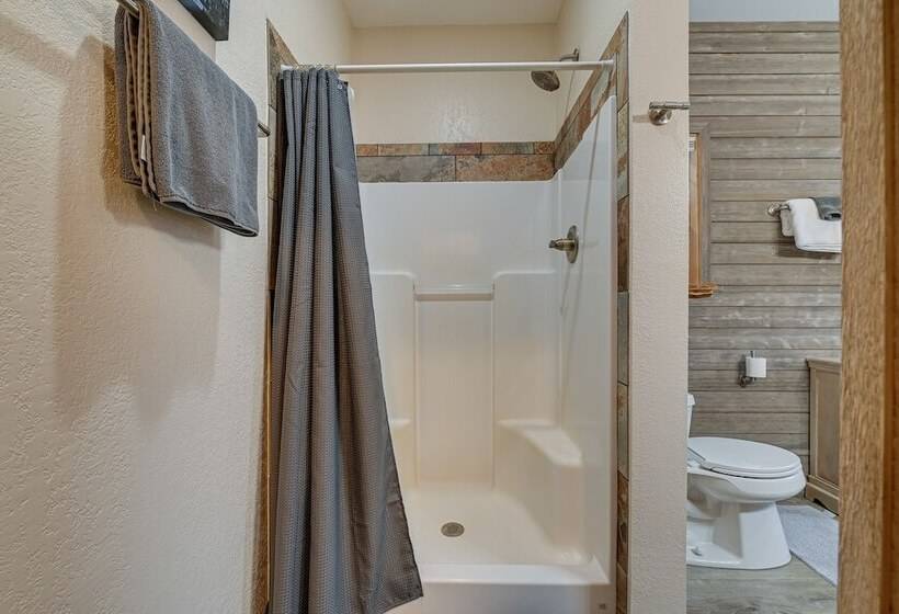 Custom Kasilof Cabin On 40 Private Acres