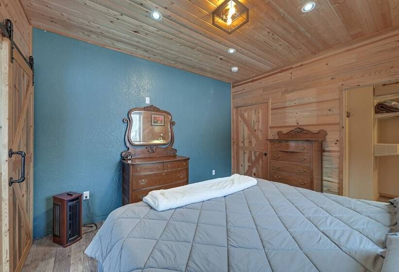 Custom Kasilof Cabin On 40 Private Acres