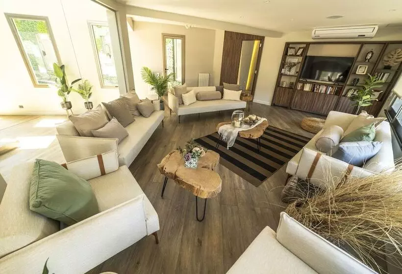 Hotelli Domingo Design