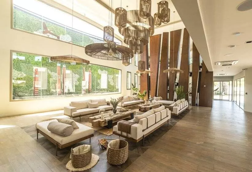 Hotelli Domingo Design