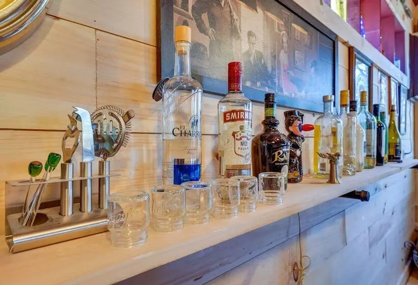 Duplex Unit, 2 Mi To Chittenden Reservoir!