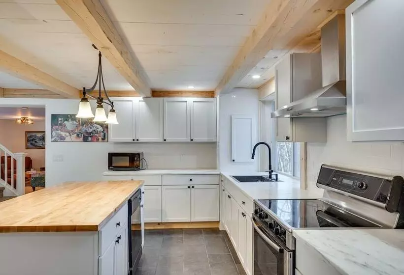 Duplex Unit, 2 Mi To Chittenden Reservoir!