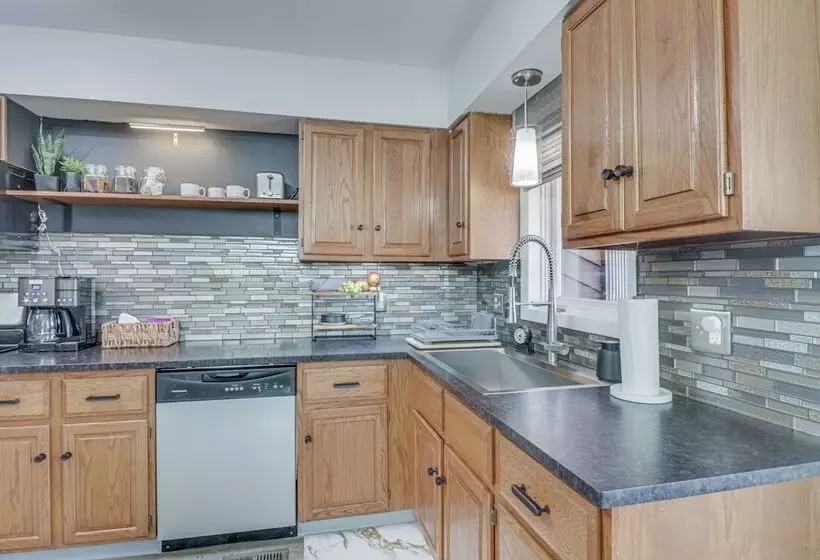 Harrisonburg Home W/ Deck   2 Mi To Jmu!