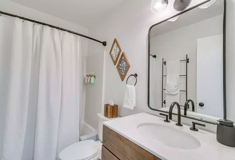 Harrisonburg Home W/ Deck   2 Mi To Jmu!