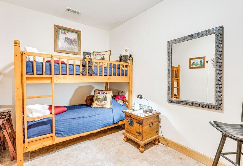 Hayesville Home W/ Hot Tub + Mountain Views!