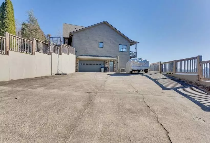 Hayesville Home W/ Hot Tub + Mountain Views!