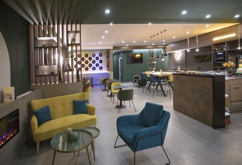 Hotel Moody Smart & Comfy