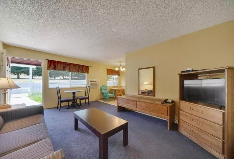 Hotelli Quality Inn & Suites