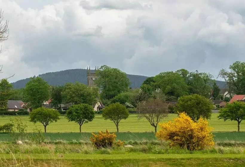 Hotelli Silverwood Resort