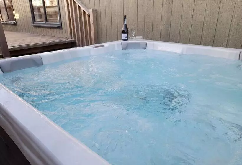 Hotelli Silverwood Resort