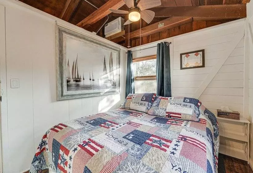 Kimberling City Cabin: 5 Min Walk To Lake