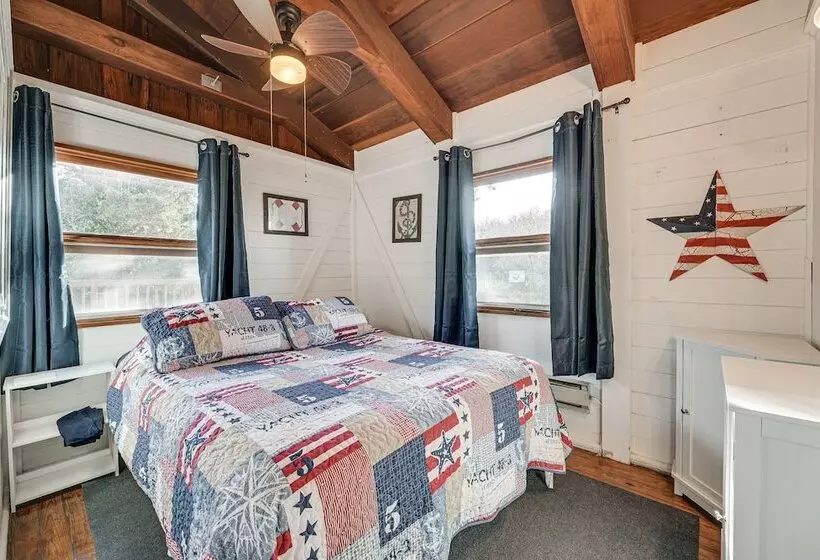 Kimberling City Cabin: 5 Min Walk To Lake