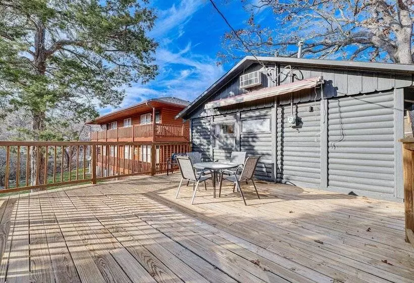 Kimberling City Cabin: 5 Min Walk To Lake