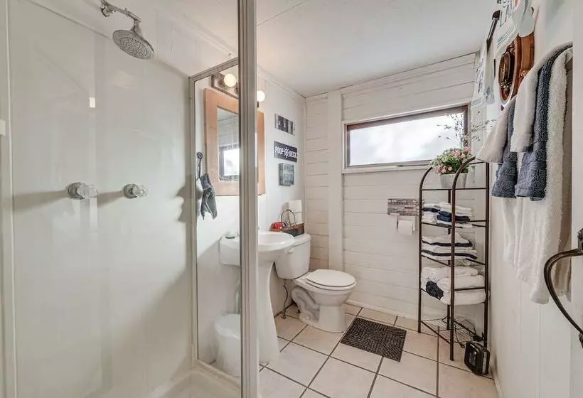 Kimberling City Cabin: 5 Min Walk To Lake