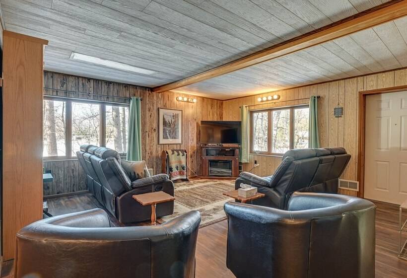 Lakefront Townsend Cabin W/ Fire Pit & Dock!