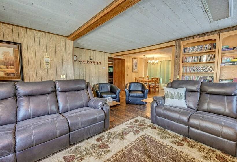 Lakefront Townsend Cabin W/ Fire Pit & Dock!