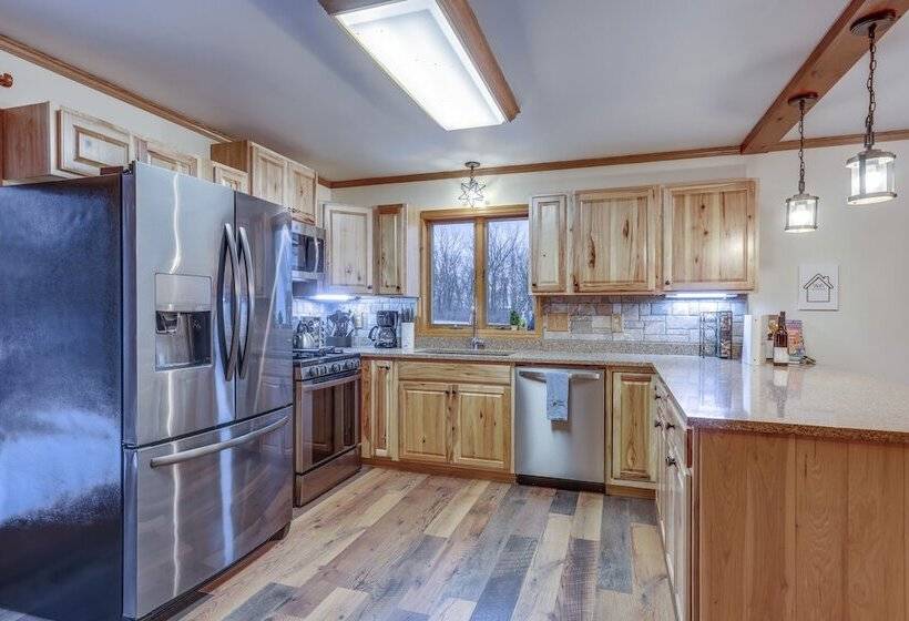 Lovely Interlaken Home W/ Fire Pit & Yard!