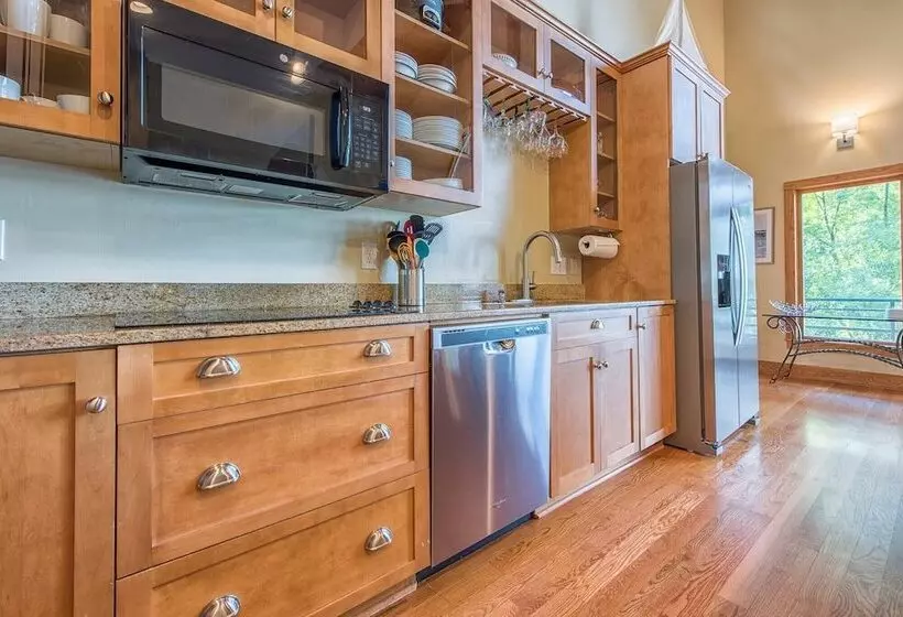 Mi Casa, Su Casa By Avantstay Lakefront Escape