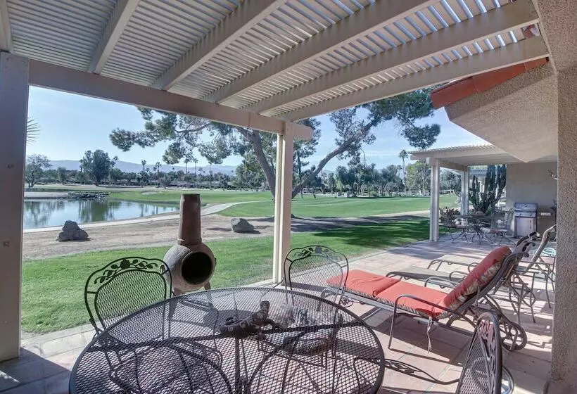 Pet Friendly Palm Desert Gem On Golf Course!
