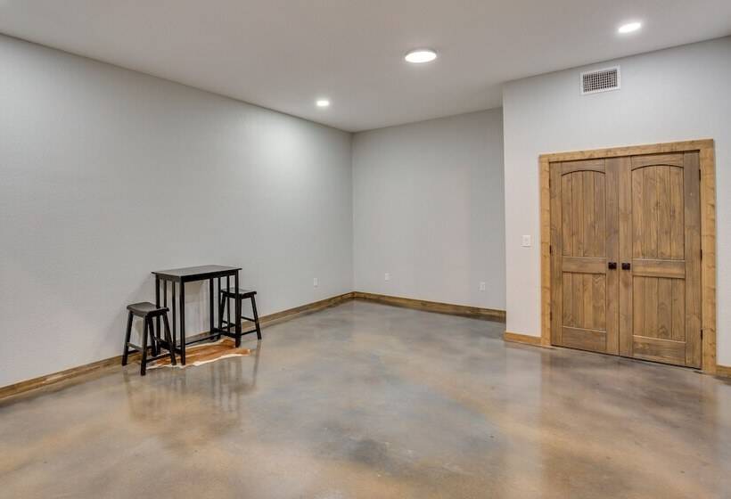 Peaceful Yantis Retreat 1 Mi To Lake Fork!