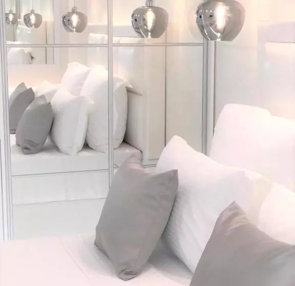 Majatalo Amaryllis Luxury Rooms