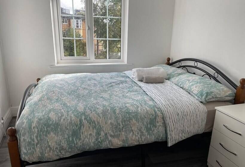 Pansiyon Rahal Hackney