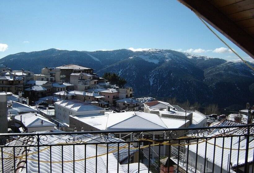 Пансион Rigas Hotel Arachova