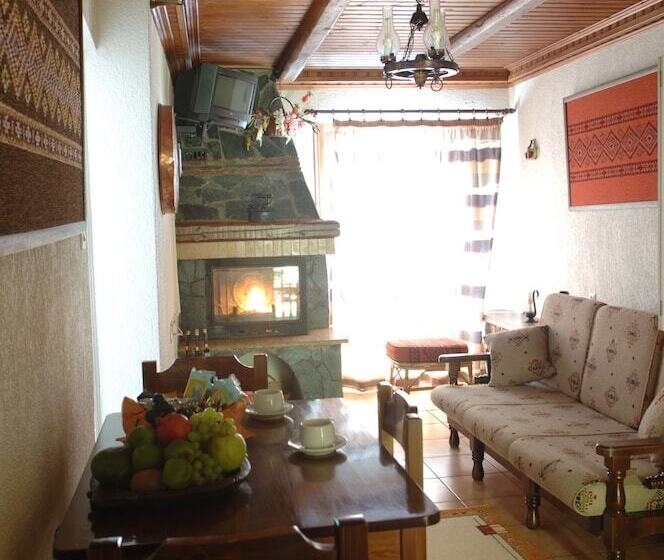 Пансион Rigas Hotel Arachova