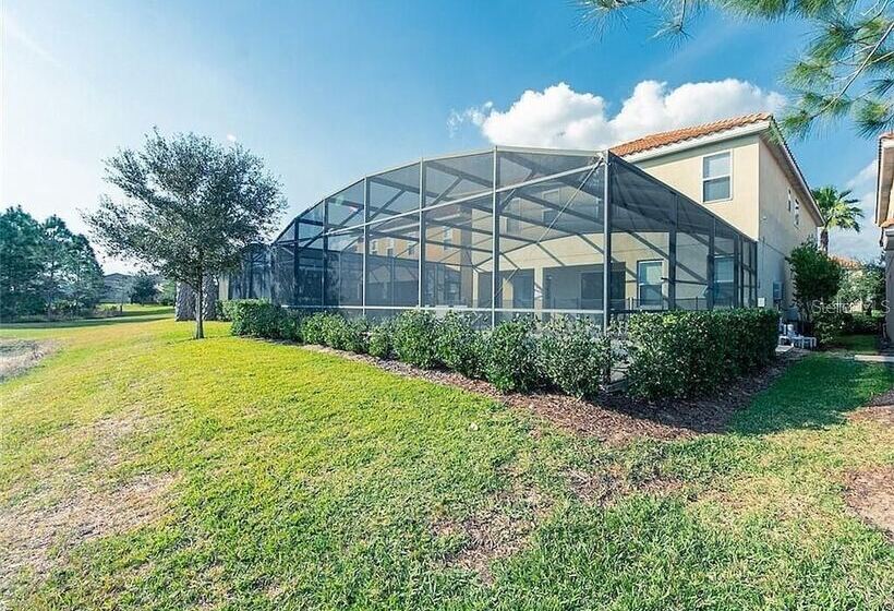 Perennial Paradise At Solterra Resort