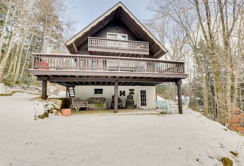 Pet Friendly Home W/ Deck: 4 Mi To Jay Peak Resort