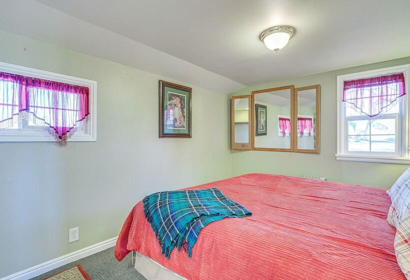 Pet Friendly Utah Abode W/ Patio, Fire Pit & Yard!