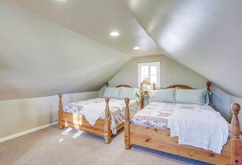 Pet Friendly Utah Abode W/ Patio, Fire Pit & Yard!