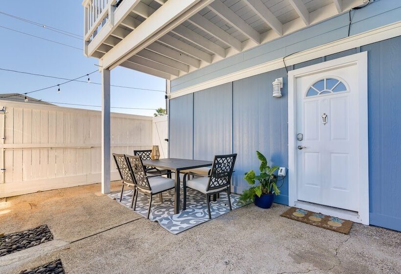 Seaside Retreat In Galveston Near Pleasure Pier!