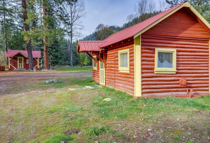 Montana Cabin: Day Trip To Glacier Natl Park!