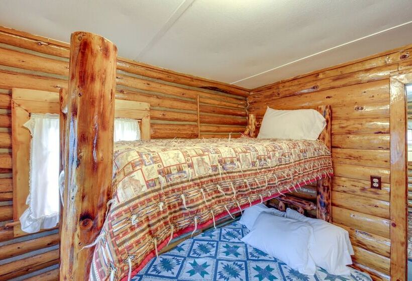 Montana Cabin: Day Trip To Glacier Natl Park!