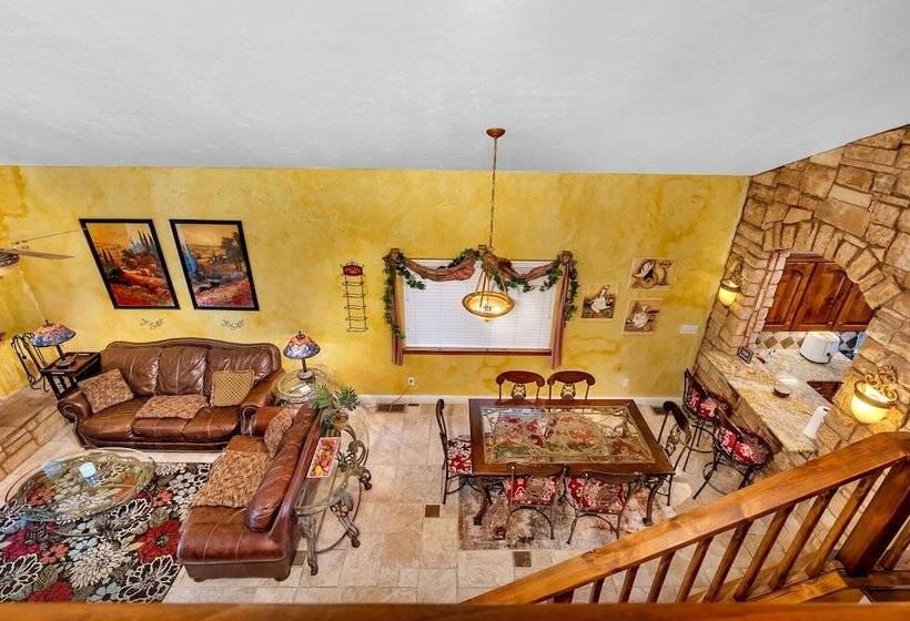 A Tuscan Adventure In California! 3 Bdr Sleeps 8