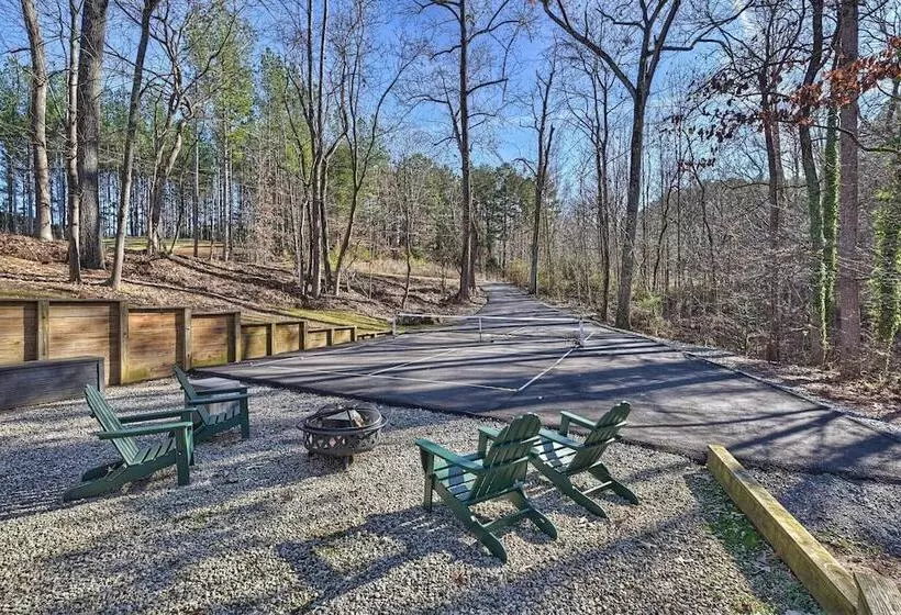 Winding Down By Avantstay Sleeps 20 + Dock, View