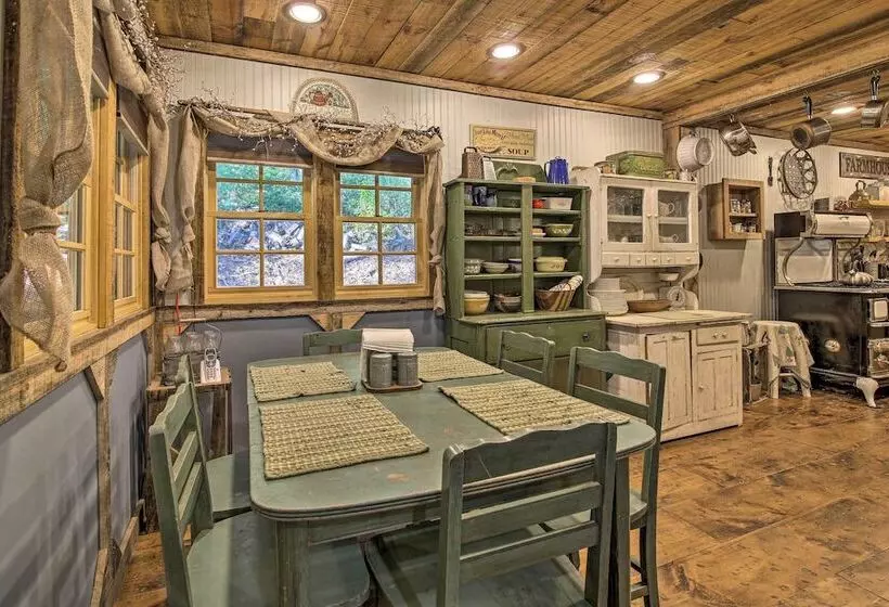 5 Acre North Georgia Mountain Retreat W/ Creek!