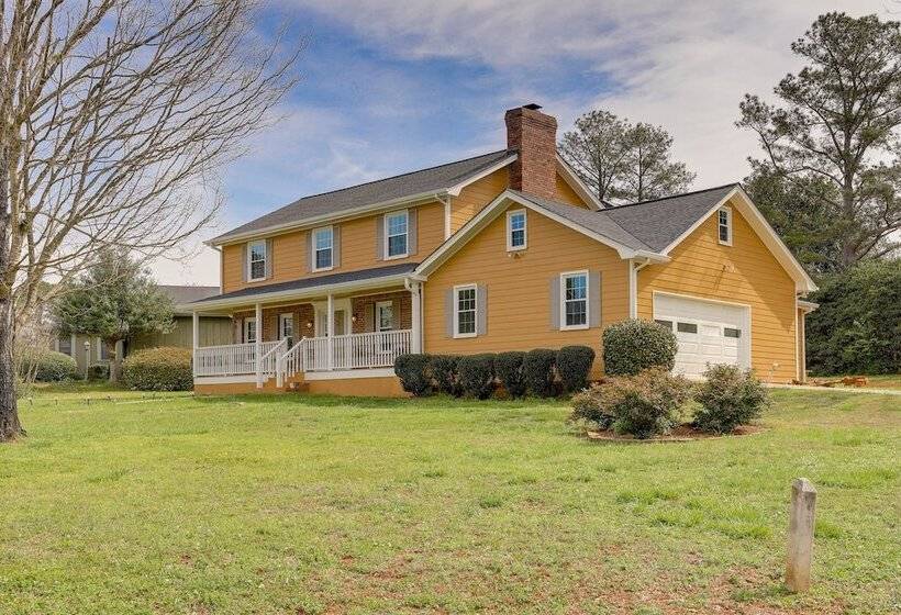 Lilburn Vacation Home W/ Grill ~ 31 Mi To Atlanta