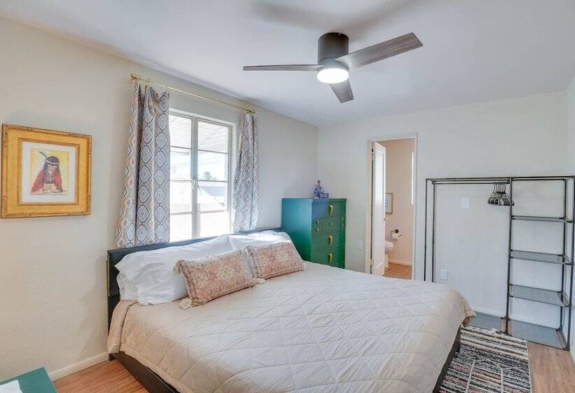 Centrally Located Tucson Home W/ Fenced In Yard!