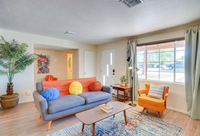 Centrally Located Tucson Home W/ Fenced In Yard!