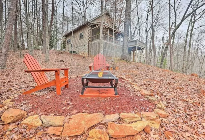 Cozy Blue Ridge Cabin W/ Hot Tub!