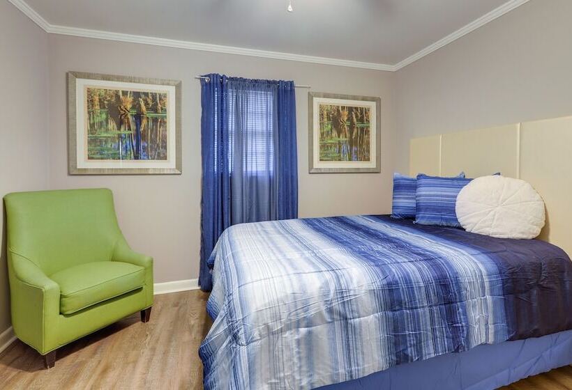 Cozy & Convenient Macon Home ~ 3 Mi To Town!