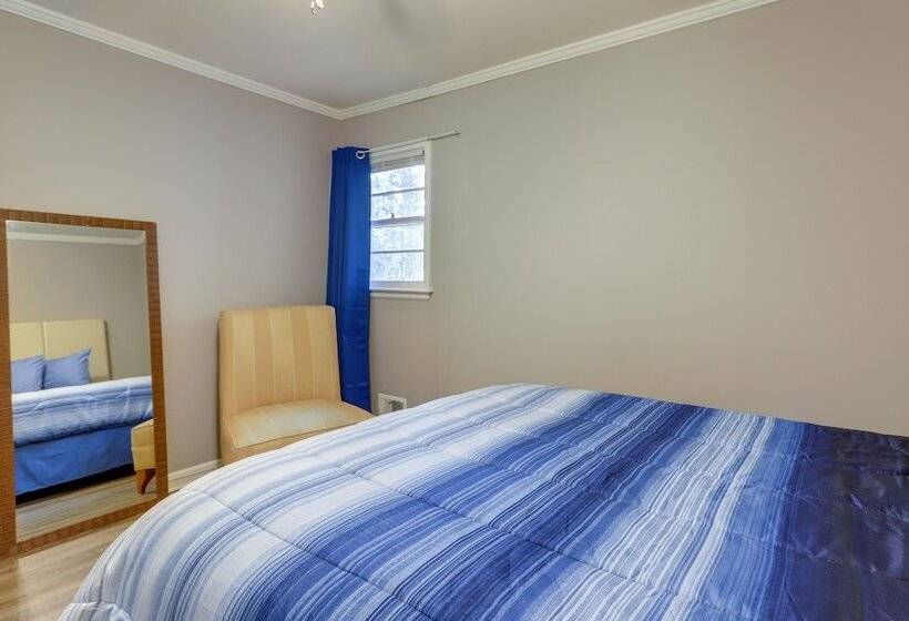 Cozy & Convenient Macon Home ~ 3 Mi To Town!