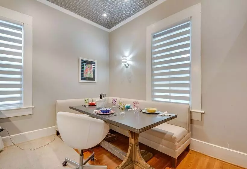 Cozy + Modern Norcross Hideaway W/ Covered Porches